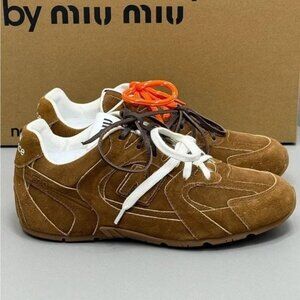 NEW MiuMiu x New Balance 530 Casual sneakers